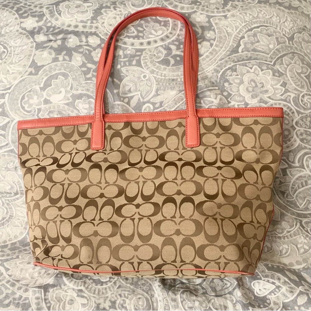 @@SOLD@@ Coach monogram tote